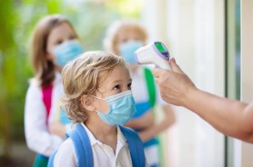 Studiu // Copiii riscă să se infecteze mai mult acasă, decât la școală